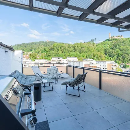 Apartment Lit Living - Luxury Penthouse - Box Spring *